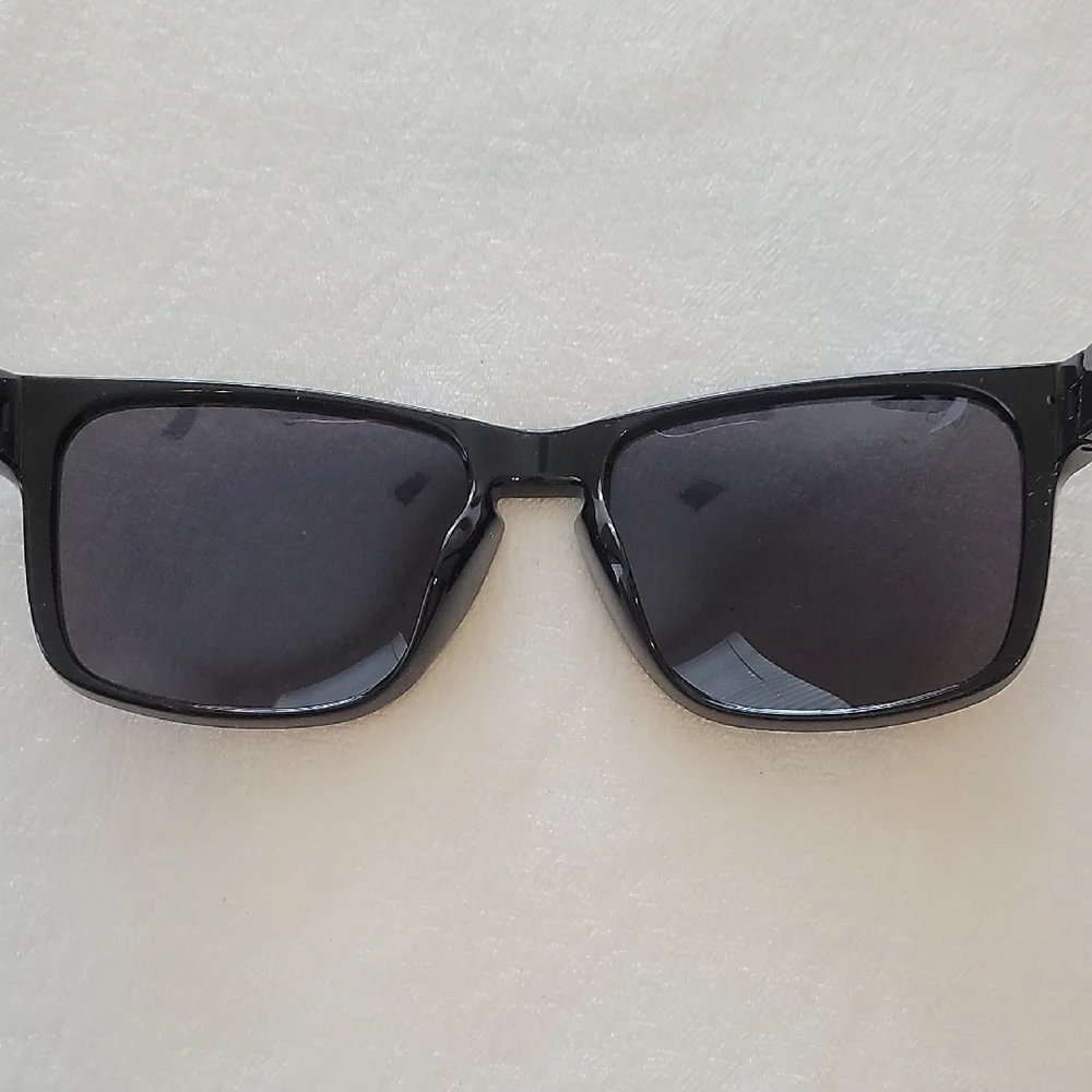 wear me pro stylish black